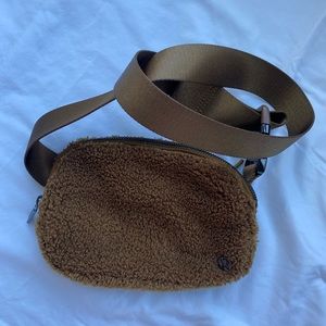 Lululemon Everywhere Fleece Belt Bag in Brown, almost new